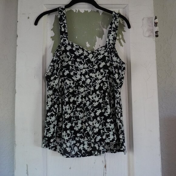 NWT Banana Republic Tank Baby Doll Flowy Floral Blouse - Picture 3 of 9